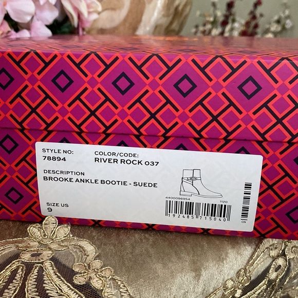 Tory Burch ankle boots - Picture 8 of 11